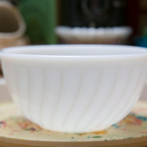 White Fire King Milk Glass Swirl Mixing Bowl - 1950&#39;s Kitchen - Free Shipping!