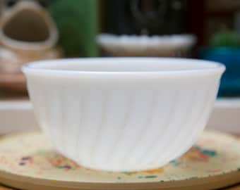 White Fire King Milk Glass Swirl Mixing Bowl - 1950's Kitchen - Free Shipping!
