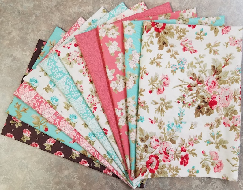 New “Hello Jane” For Windham Fabrics Fat Quarter Cream Floral Quilting Cotton