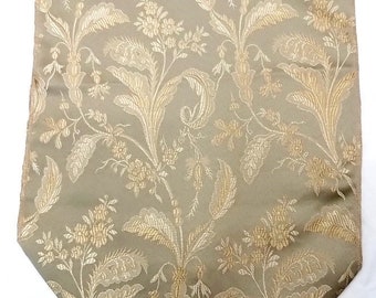 Luxury Damask 13&quot; , Table Runner,3 different sizes