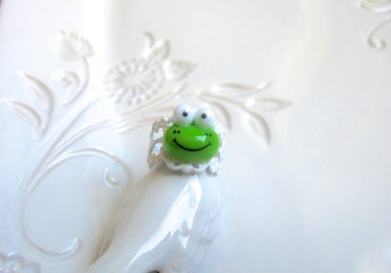 green frog rings