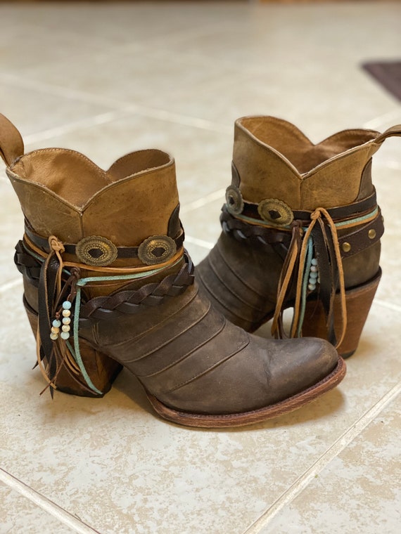 womens ankle boots size 10