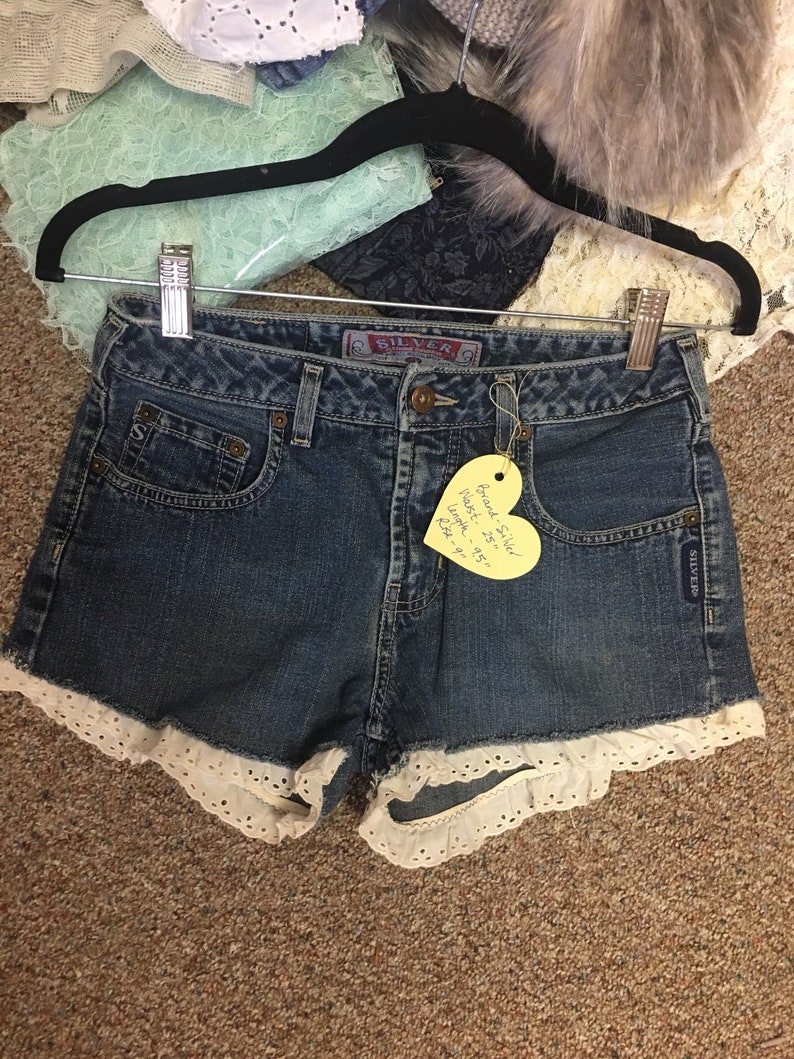 jeans shorts with lace