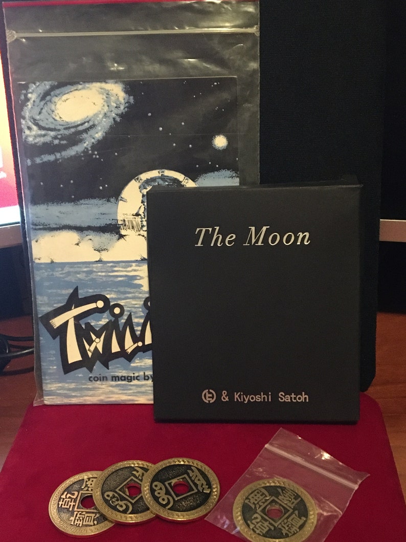 TCC The Moon & Paul Harris w/Tayari Casel Twilight Coin Magic Package Rare and Unique image 3