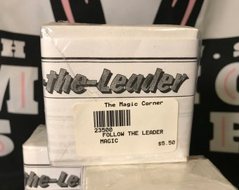 Vintage Magic Trick - Follow the leader