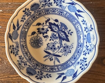 Blue Onion Plate Set | 3 Pc Place Setting | Hutschenreuther Rim