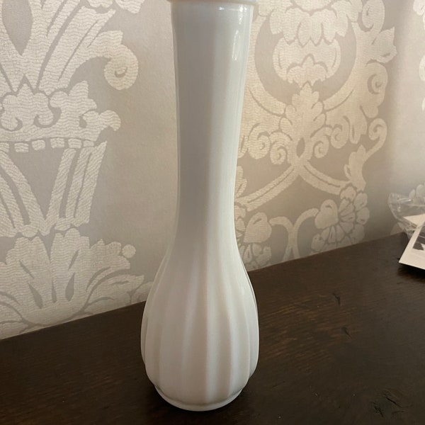 Vintage Milk Glass Vase with Scalloped Top Edge