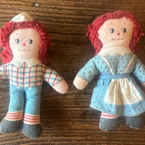 Small Vintage Raggedy Ann and Andy Dolls