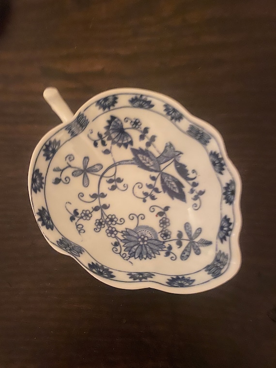 青と白の葉っぱの形をしたキャンディ皿 - Etsy 日本