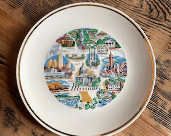 Plato de recuerdo kitsch de Sicilia