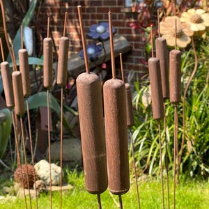 Handmade Wooden Bulrushes Ornament - Unique Gifts - Rustic Home Decor