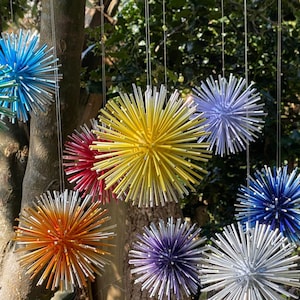 Graceful Floating Dandelion Ornament - Home & Garden Decoration