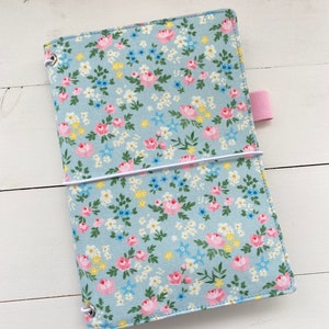 Traveler's Notebook Fabric Cover- Blue Floral A5