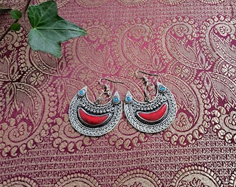 half moon earrings, turquoise silver earrings, red boho earrings, moon boho earrings, boho ethnic earrings, tribal fusion, ethnic earrings