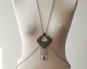 Bodychain, imbracatura, catena di imbracatura, collana fusion tribale, collana lunga, collana lunga d'argento, danza del ventre fusion tribale, gioielli per il corpo, boho