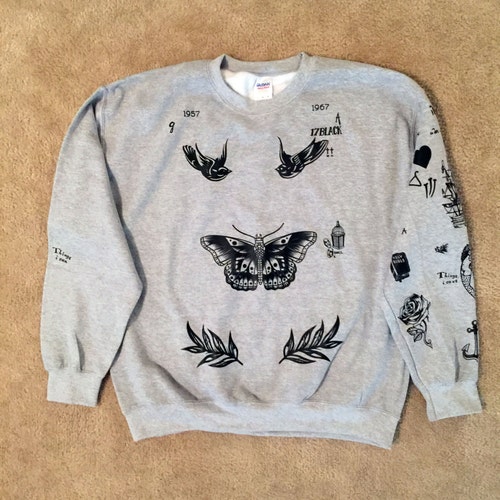 Butterfly Styles Tattoo Sweatshirt gray 
