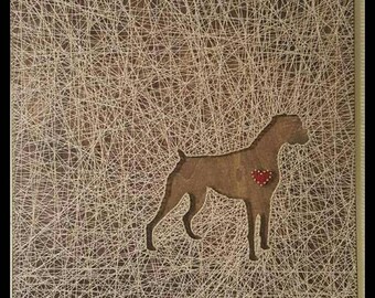 Boxer Dog String Art w / coeur ajouté 16 « x16 »
