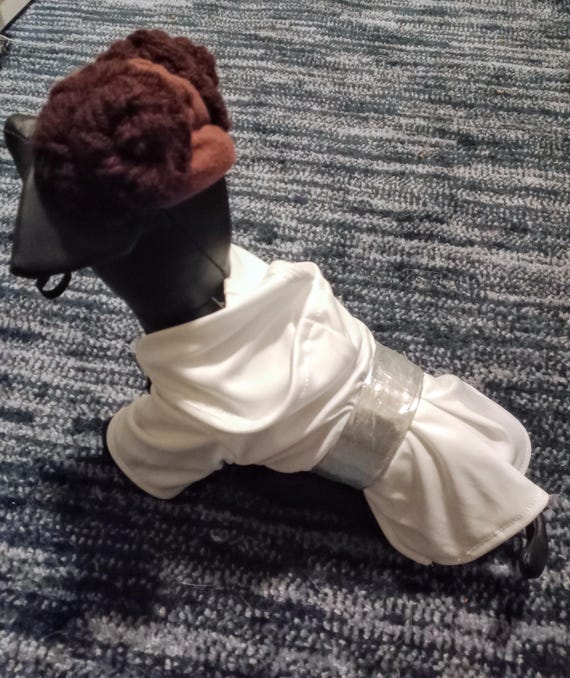 Princess Leia Dog Costume: Star Wars Halloween Outfit