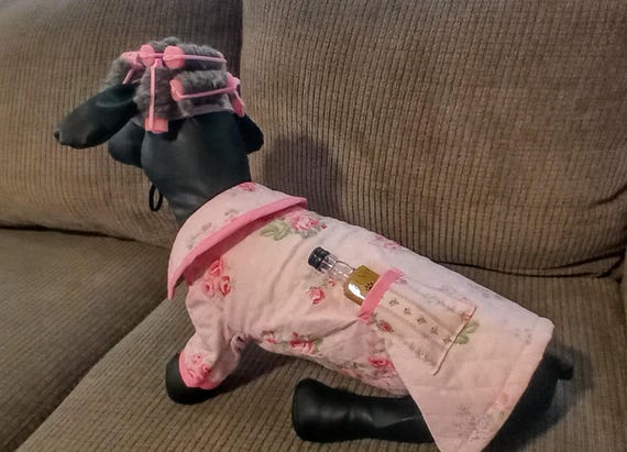 Housewife dog costume, Bathrobe dog outfit, Alcoholic dog costume, Halloween dog outfit, Costume for dogs, Pajamas dog outfit, dog wig