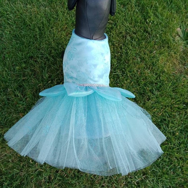 Inspired Cinderella dog dress, Princess dog dress, Fancy dog dress, Halloween dog costume, Dog Costume, Girl dog outfit