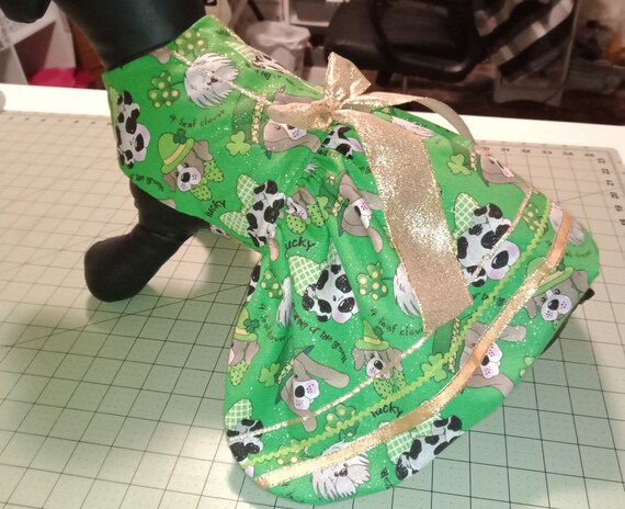 St. Patrick's Day dog dress, St. Patty dog outfit, Holiday dog dress, girl dog dress, Fancy dog dress