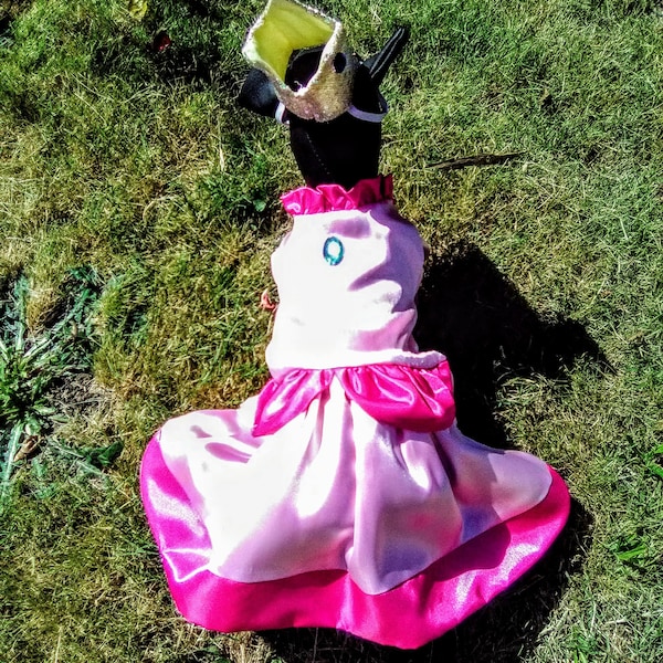 Disfraz de perro Princesa Peach, disfraz de mario kart, disfraz de perro de Halloween, disfraz de perro niña, disfraz de perro princesa