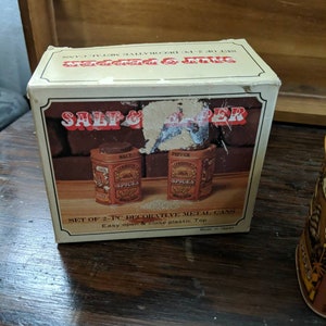 Vintage Java Spices NOS Salt and Pepper Shakers Japan Original Box image 7