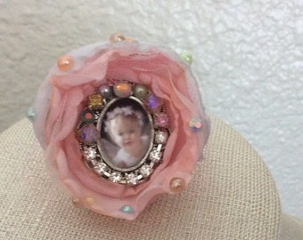 Angelito - Anillo Shabby Chic Victoriano Cabujón de Cristal Artesanal Talla Única