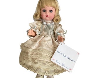 イノセント シルク ビクトリアン、マダム アレクサンダー、8 インチ