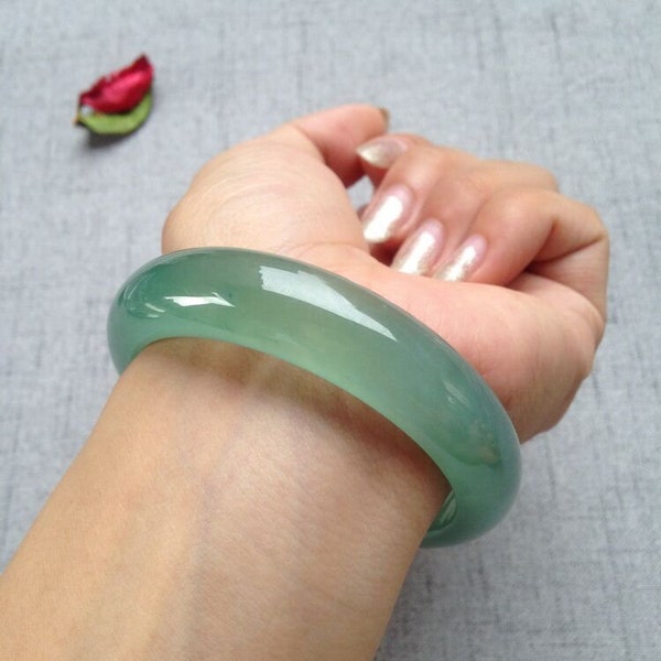 Natural ice light of the green jade bangle bangle Custom size 56mm-64mm