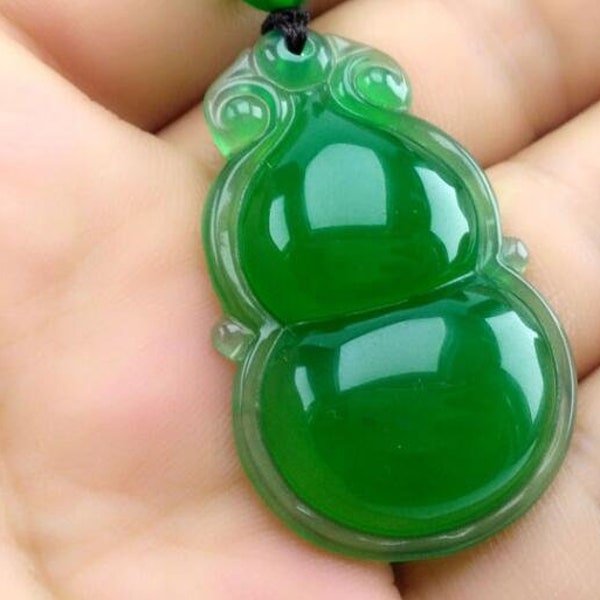 Natural jade AAA green jadeite jade color jadeite jade gourd pendants