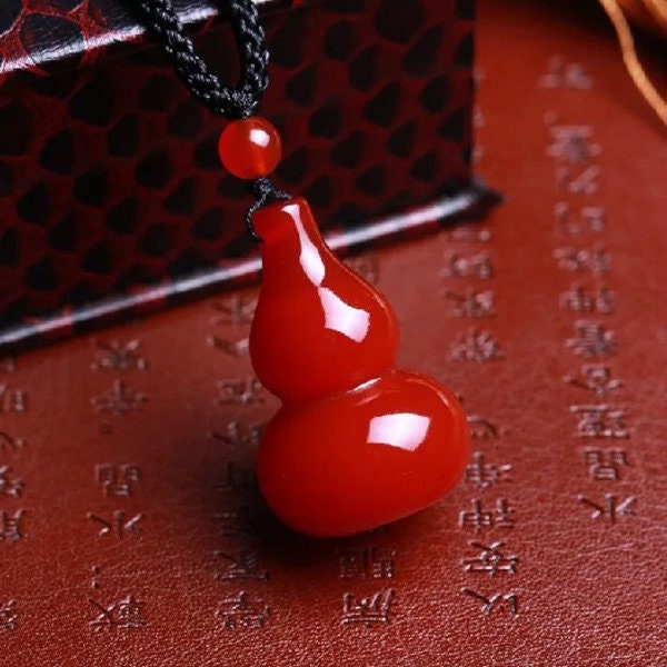 Natural jade AAA red jadeite jade color jadeite jade gourd pendants