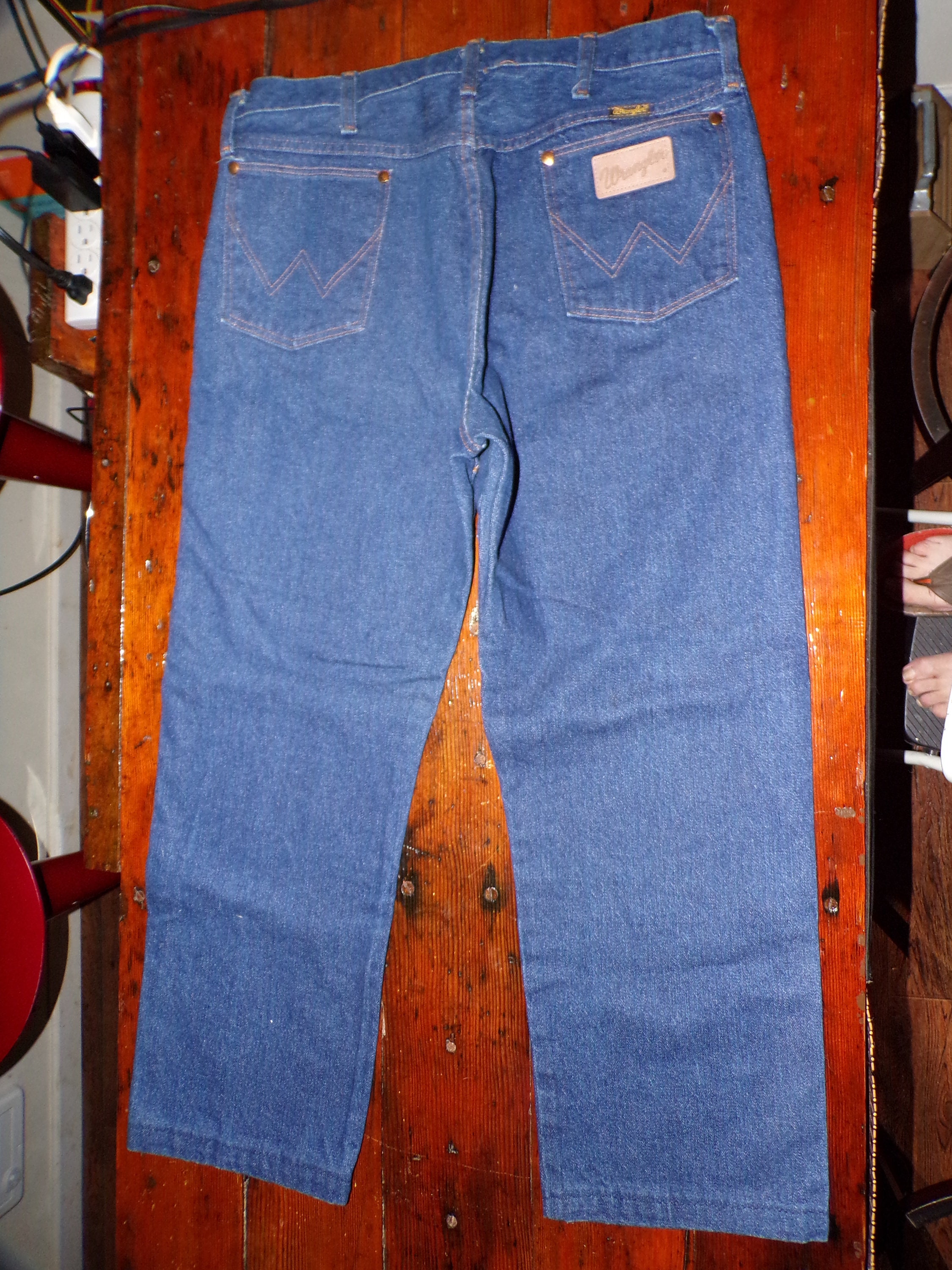 Vintage Wrangler 13MWZ Jeans Distressed Denim Tag Size 36 X