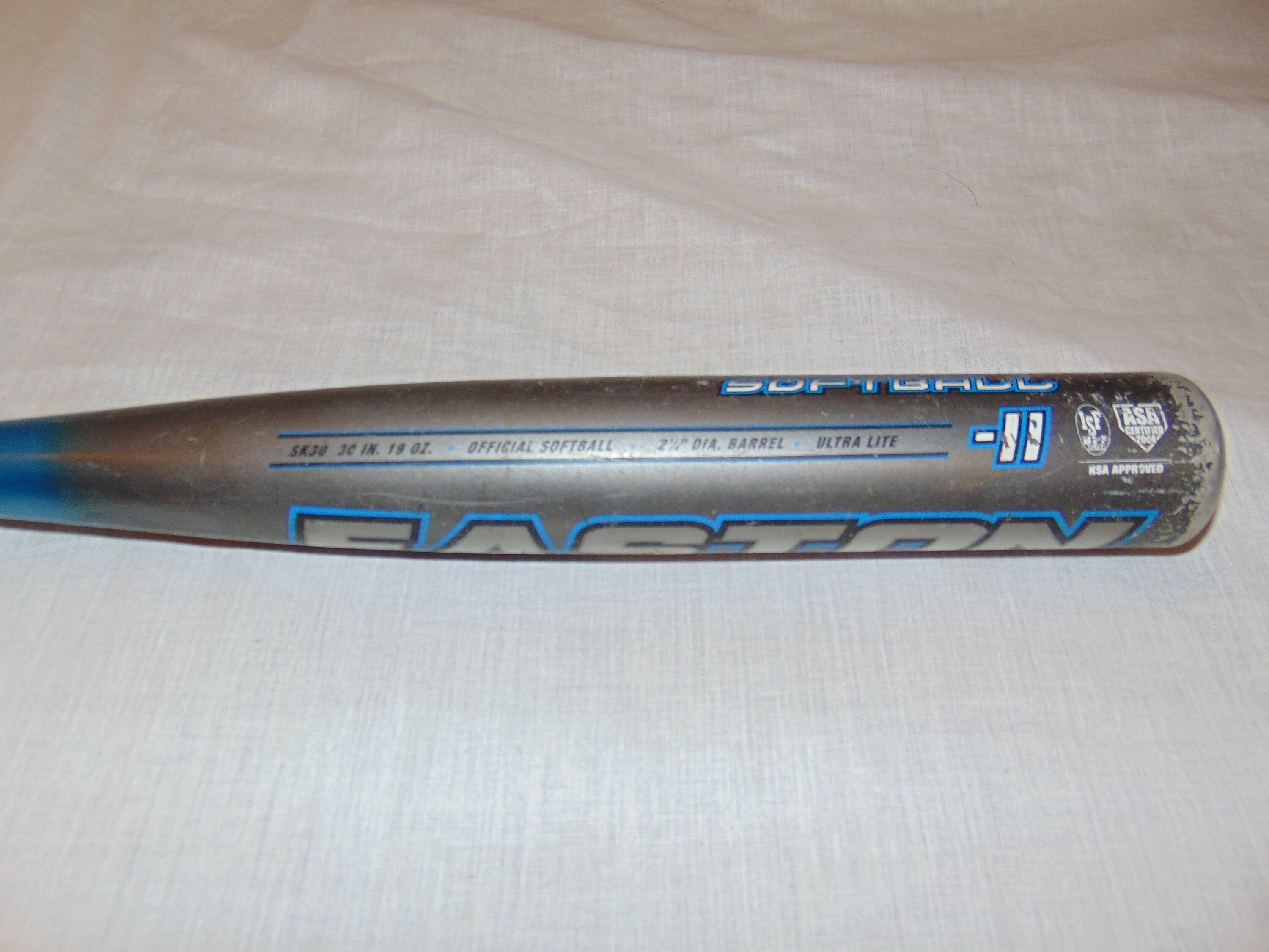Batte De Softball Easton Synergy Flex 34" 28 Oz - Occasion Bon État