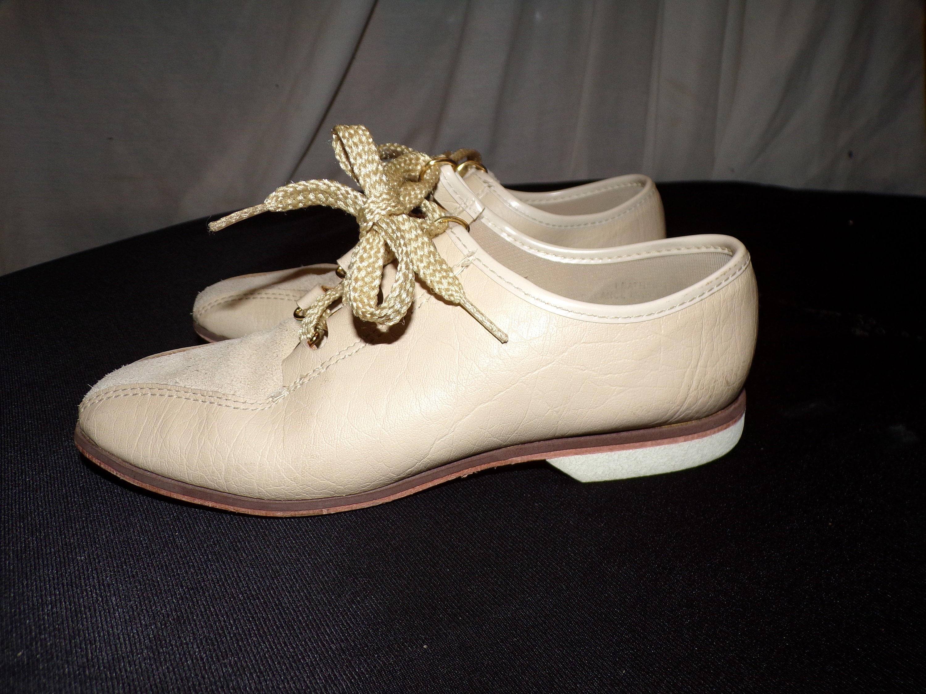 Lind Bowling Shoes for sale Only 4 left at 70