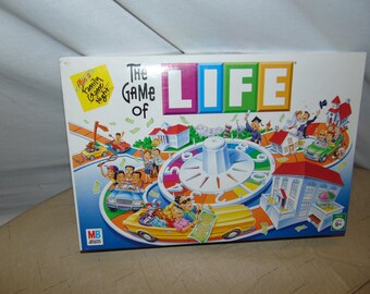 Vintage 2005 Milton Bradley The Game Of Life Board Game Complete