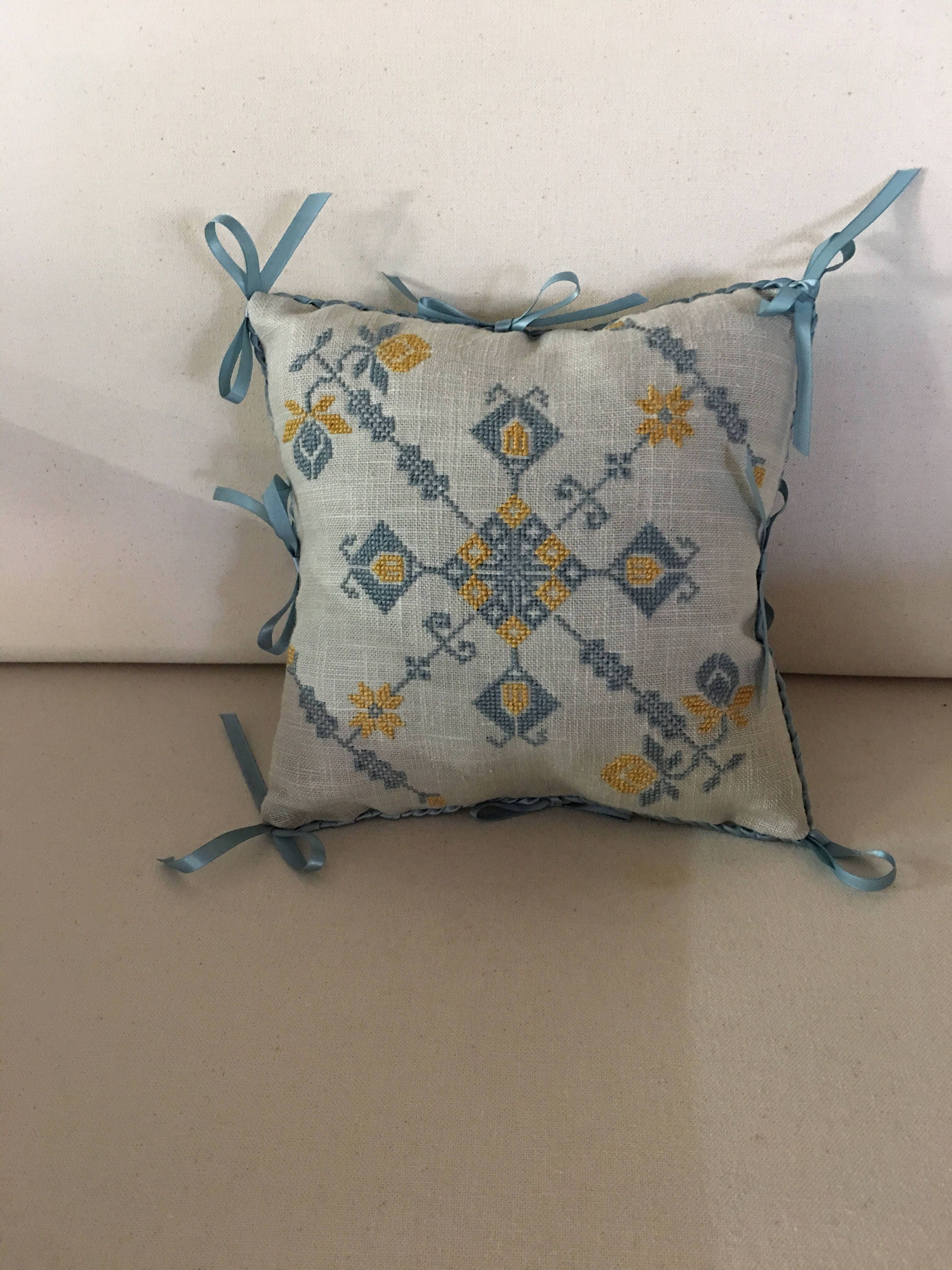 Motif Cushion Pattern - PDF File for Instant Download - Etsy
