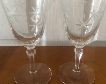 Vintage Stemmed glasses Etched Stars Libbey