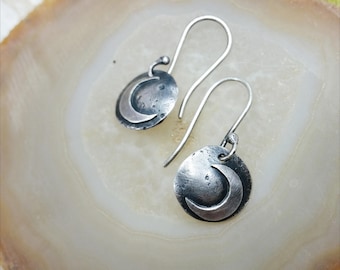 Pendientes de luna, regalo de Navidad, joyas de luna, pendientes de media luna, pendientes de diario, pendientes boho, pendientes hippies, pendientes sencillos,