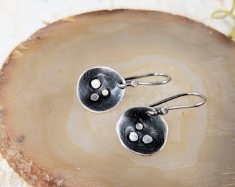 Everyday earrings, simple earrings, artisan earrings, boho earrings, boho style, sterling silver disc earrings, unique jewelry, hippie