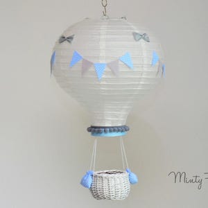 Lámpara de globo aerostático / Pantalla de lámpara infantil / Lámpara de habitación infantil con temática de viajes / Lámpara de globo / Luz para habitación de bebé