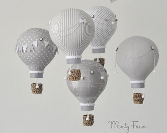 Heißluftballon Mobile | Kinderzimmer Weltkarte | Reise Thema Kinderzimmer | Personalisiertes Handy | Wolken Baby Mobile | Willkommen Baby Geschenk