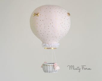 Hot Air Balloon Baby Mobile, Adventure Nursery Decor, Ceiling Mounted Crib Mobile, Baby Shower Gift