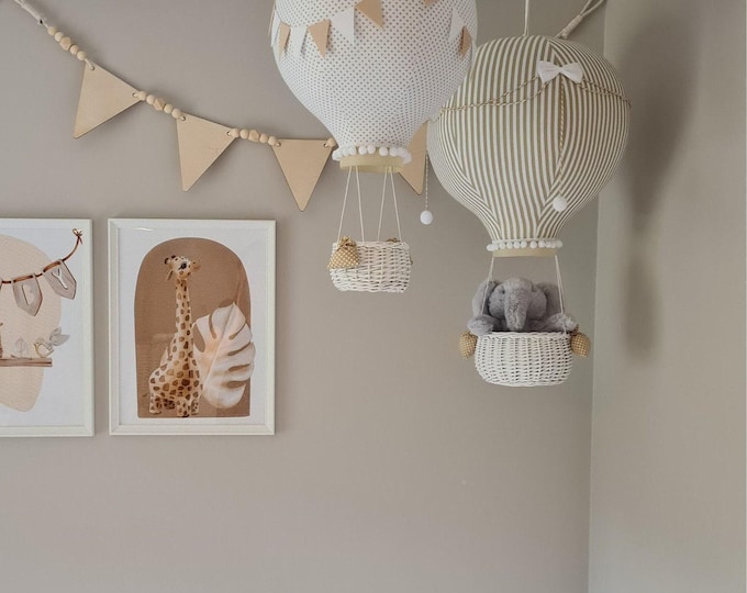 Hot Air Balloon Baby Mobile, Adventure Nursery Decor, Ceiling Mounted Crib Mobile, Baby Shower Gift