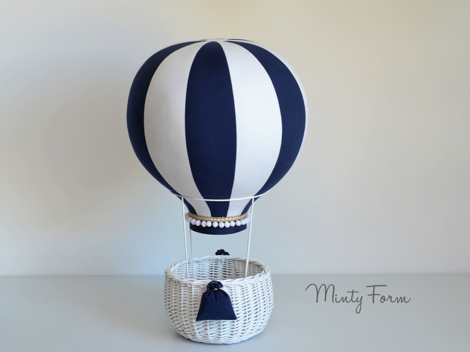 Globo aerostático de pie / Centro de mesa con globos / Guardería con  temática de viajes / Móvil personalizado / Complemento para móvil de bebé  en forma de nube / Regalo de, image size:1500x1125