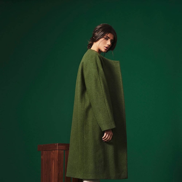 Manteau portefeuille femme en laine vert kaki avec poches