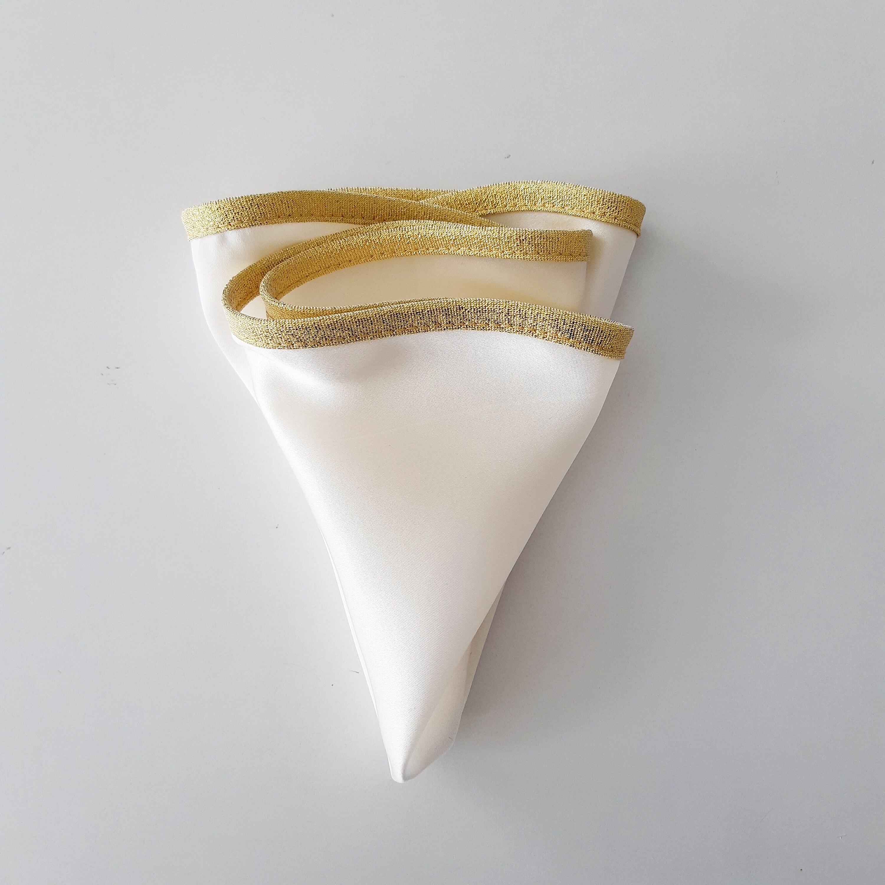 Round white satin natural silk men's pocket square with gold border