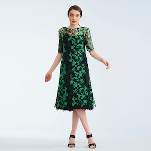 Spring Summer green lace midi women&#39;s dress with pure silk lining, Mother&#39;s dress for wedding