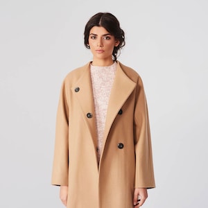 Loose beige wool women&#39;s overcoat, boho stylish coat for her