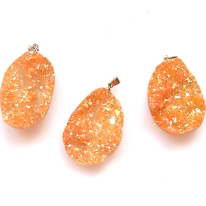 Titanio arancione geode druzy ciondolo, ricerca di gioielli